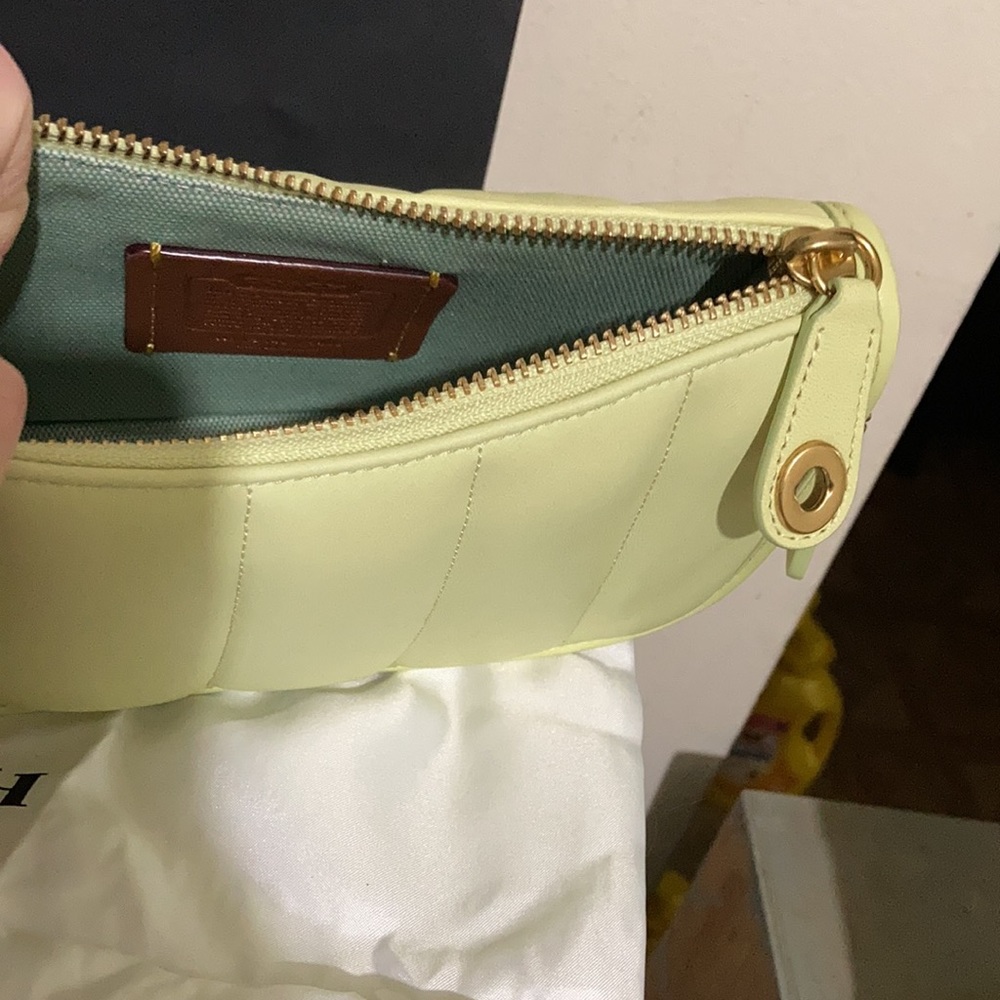 Coach quilted leather Swinger 20 B4/Pale Lime Shoulder bag - Picture 8 of 8
